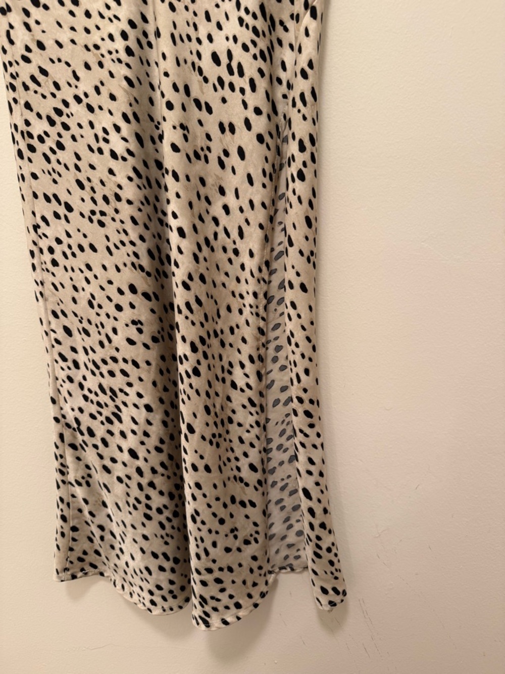 Micas Spotted Animal Print Maxi Skirt With Leg Slit Size Small - Picture 3 of 5